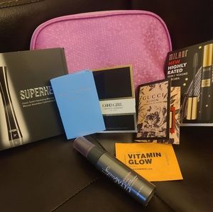 Ulta makeup bag w/ 7 beauty samples